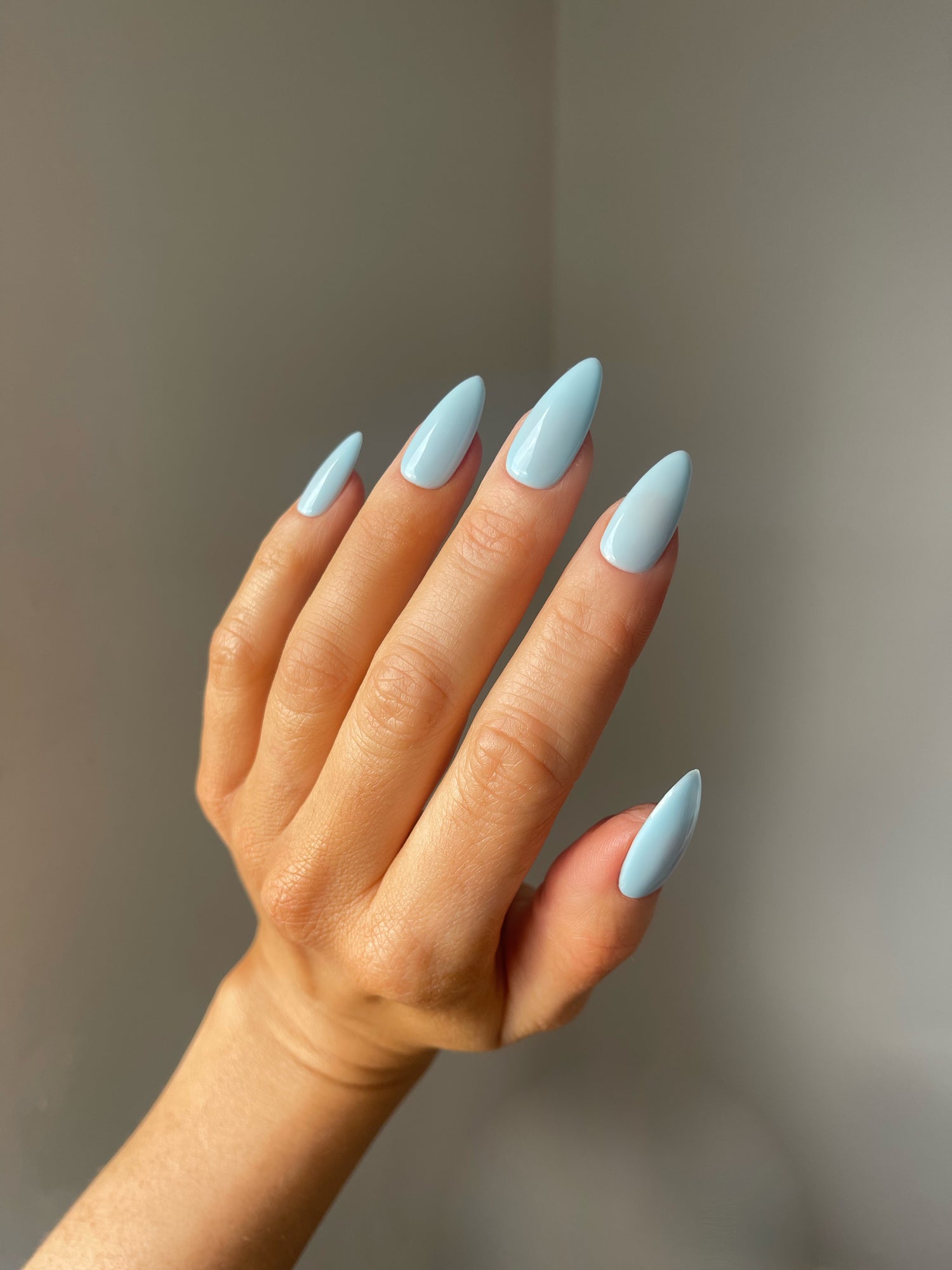 AQUA BLUE