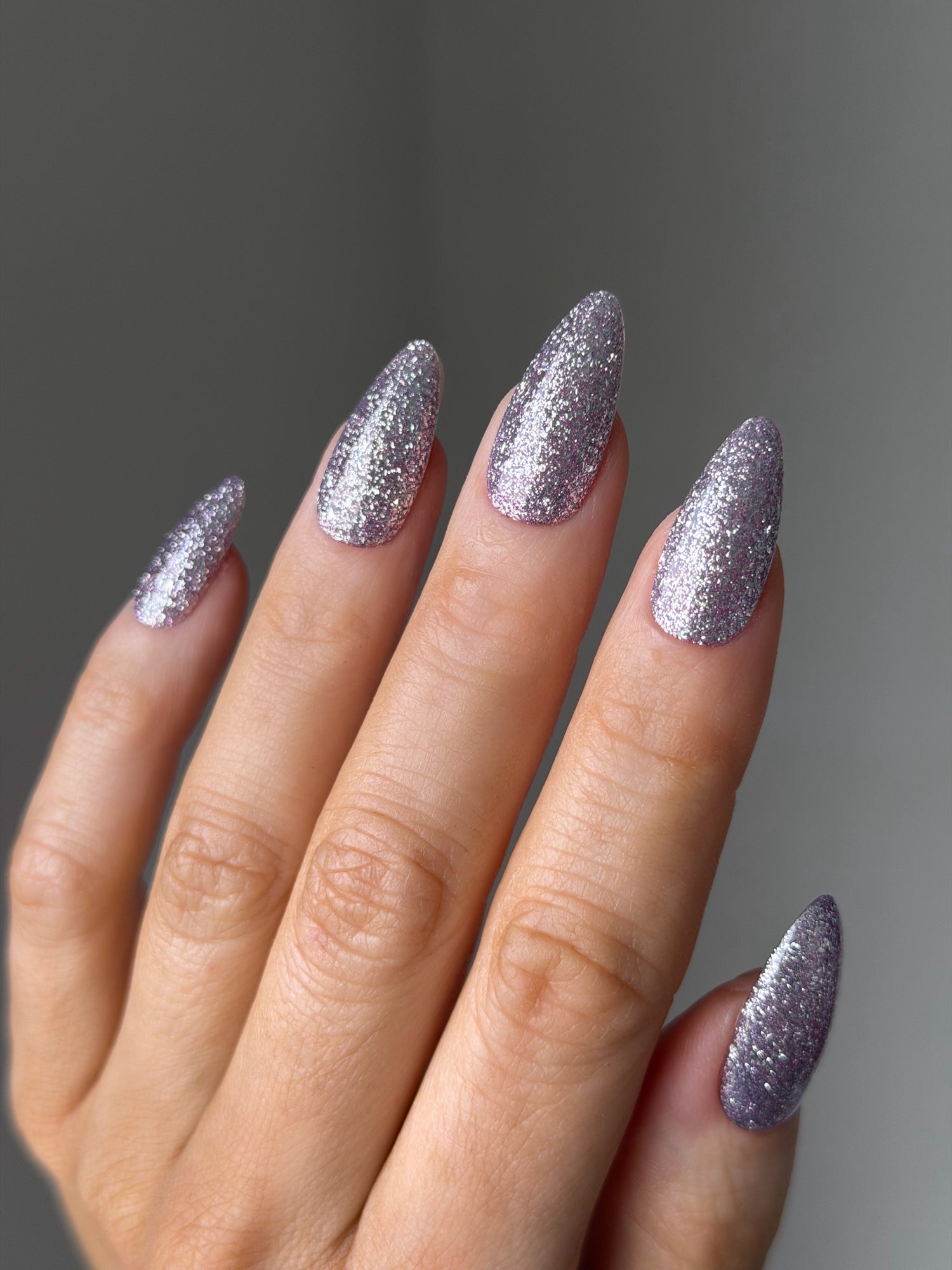 RAZZLE DAZZLE (DIAMOND 007)
