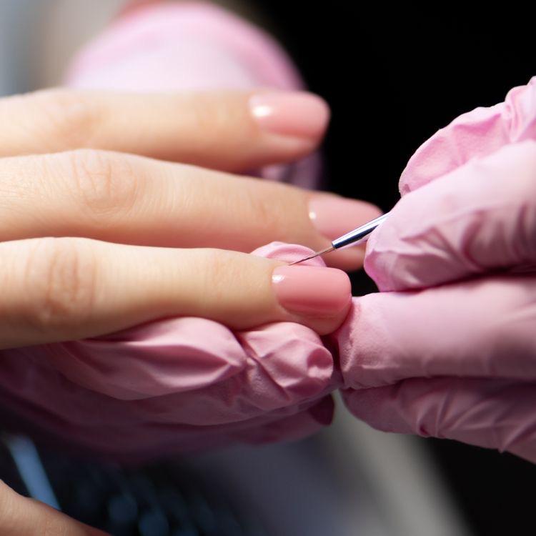 STRUCTURE BASE (BIAB) & GEL POLISH COURSE
